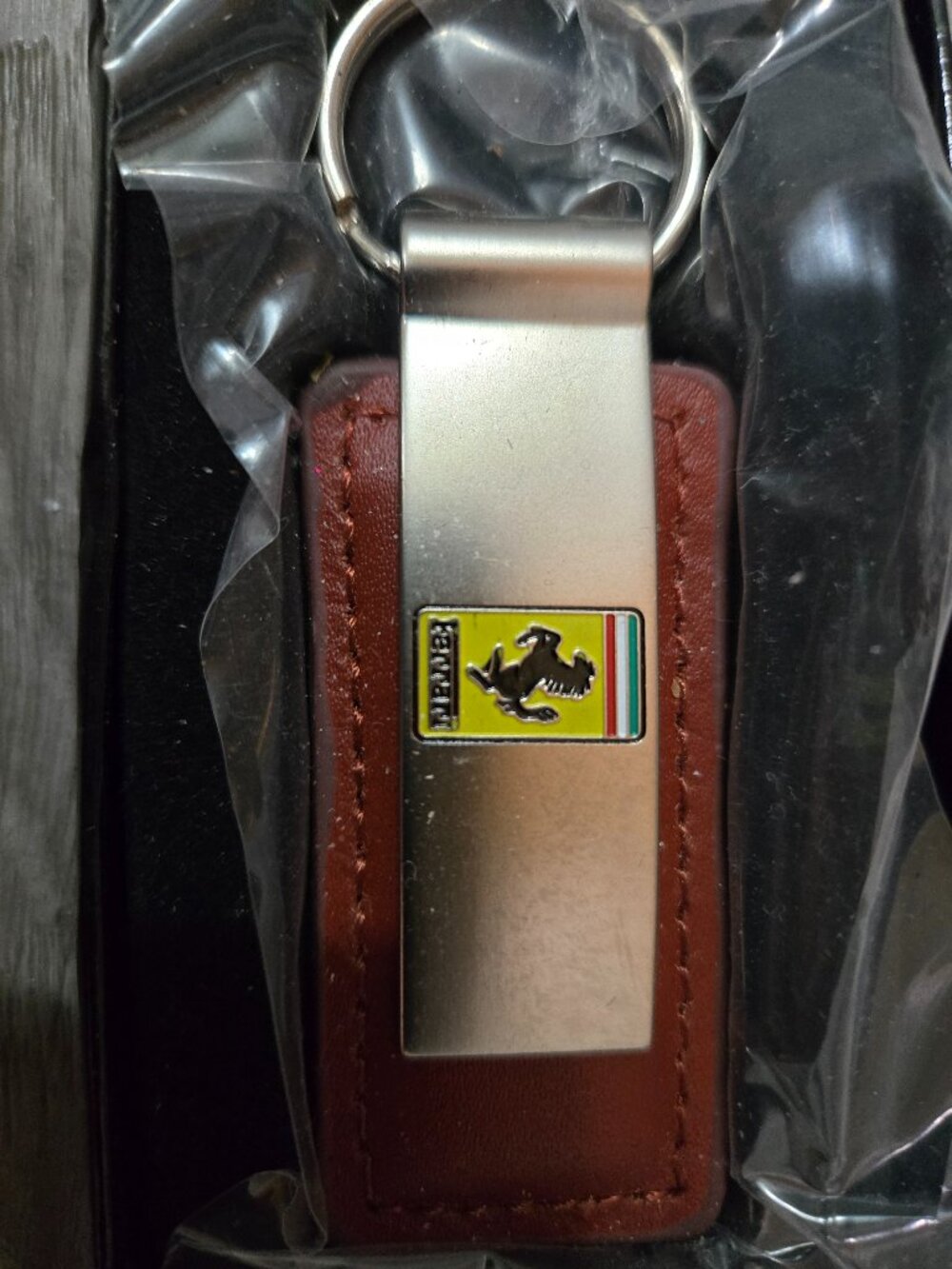 🏎️✨ Ferrari Leather Key Chain / Key Fob – Silver Tone & Cocoa Leather ✨🏎️
